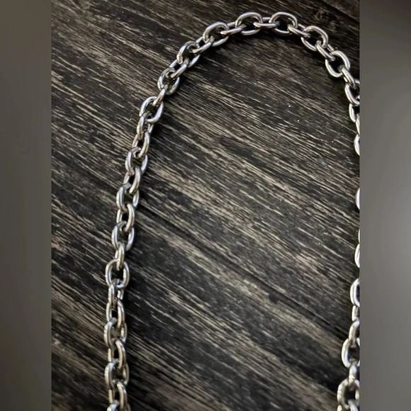 Toggle Hearts  Necklace - Picture 5 of 5